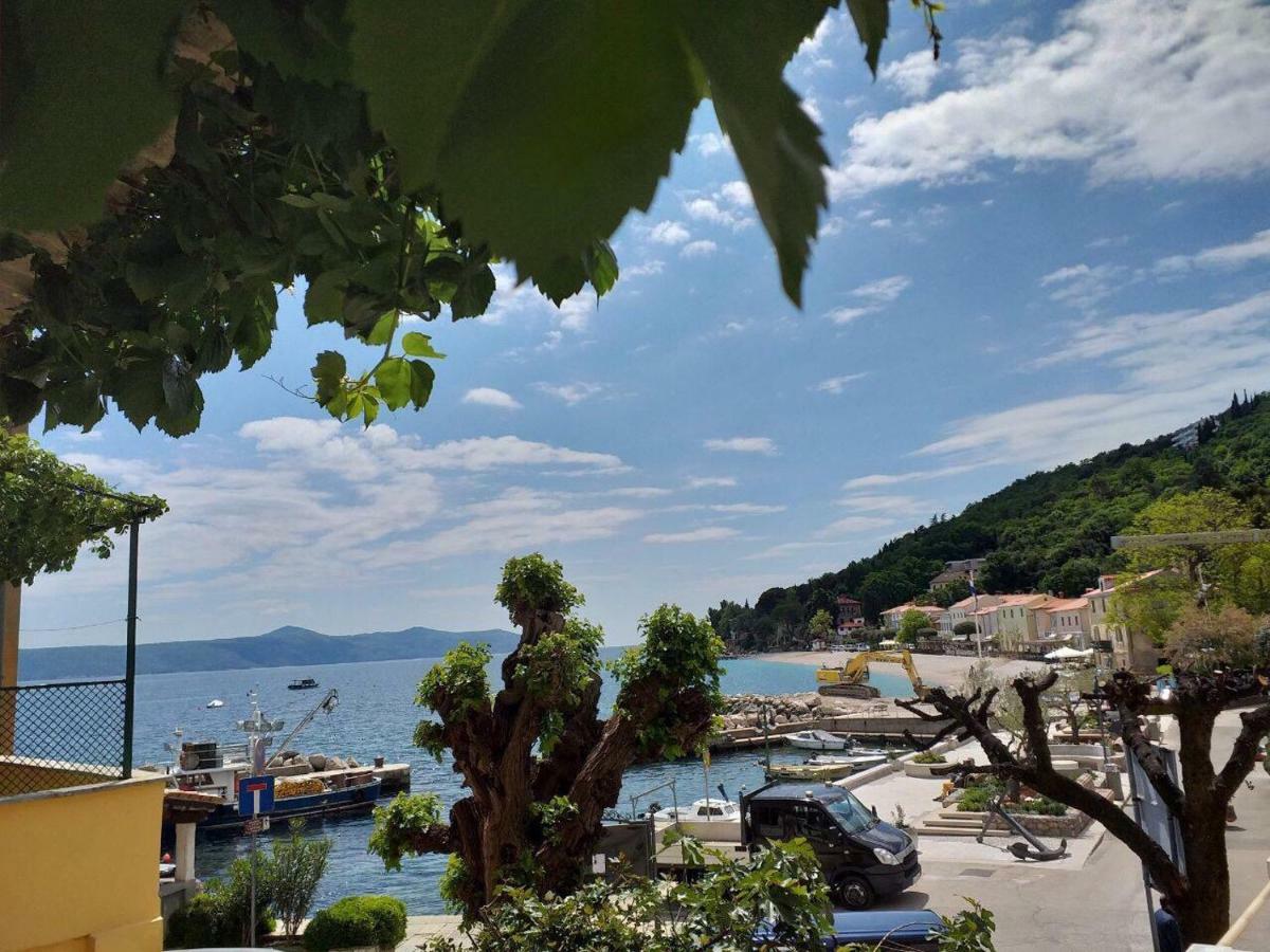 Apartman Baki Lägenhet Mošćenička Draga Exteriör bild